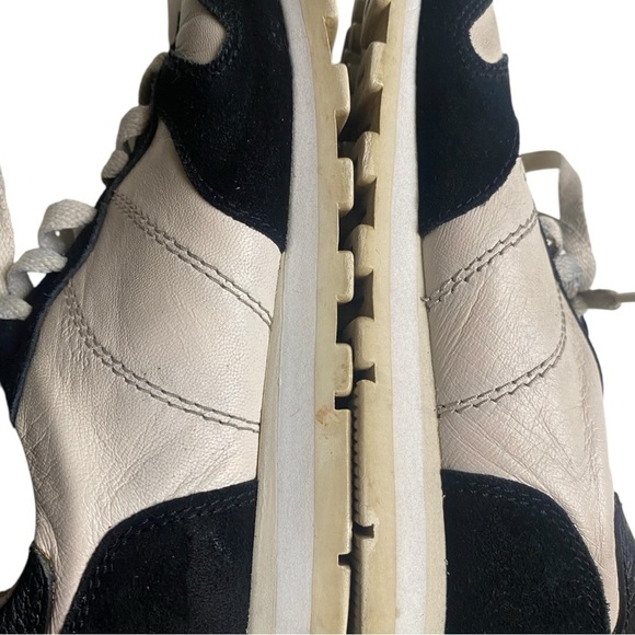 COACH C118 Runner I Size: 7.5B - Picture 15 of 16